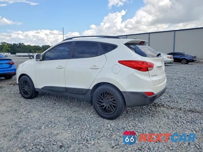 Drugie zdjęcie samochodu z przodu: 2015 HYUNDAI TUCSON SE VIN:KM8JU3AG6FU087664 - miniatura
