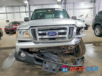 Piąte zdjęcie samochodu w środku: 2011 FORD RANGER SUPER CAB VIN:1FTLR4FE4BPA84167 - miniatura