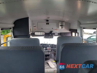 Piąte zdjęcie samochodu w środku: 2011 CHEVROLET EXPRESS G3 - SCHOOL BUS VIN:1GB3G3BG1B1145585 - miniatura