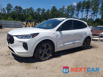 2023 FORD ESCAPE ST LINE 1FMCU0MN9PUA25677 - główne zdjęcie licytacji z USA - miniatura