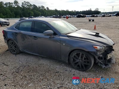Czwarte zdjęcie samochodu z boku: 2016 LEXUS IS 200T VIN:JTHBA1D20G5028240 - miniatura