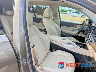Piąte zdjęcie samochodu w środku: 2021 MERCEDES-BENZ GLS 450 4MATIC VIN:4JGFF5KE9MA354447 - miniatura