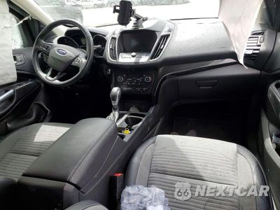 Zdjęcie 8 z 12 samochodu: 2019 FORD ESCAPE SE VIN:1FMCU0GD0KUC05206 - miniatura