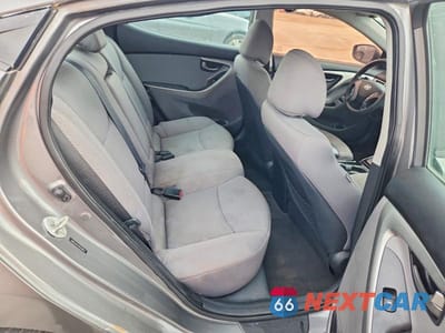 Zdjęcie 10 z 12 samochodu: 2013 HYUNDAI ELANTRA GLS VIN:5NPDH4AE7DH258942 - miniatura