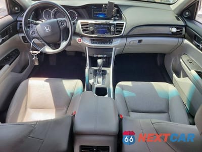 Zdjęcie 8 z 12 samochodu: 2013 HONDA ACCORD VIN:1HGCR3F85DA022515 - miniatura