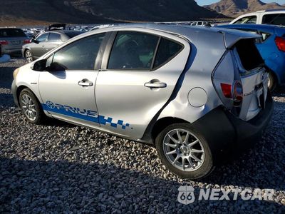 Drugie zdjęcie samochodu z przodu: 2012 TOYOTA PRIUS C VIN:JTDKDTB3XC1020924 - miniatura
