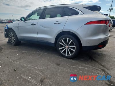 Drugie zdjęcie samochodu z przodu: 2019 JAGUAR F-PACE PRESTIGE VIN:SADCK2FX5KA359756 - miniatura