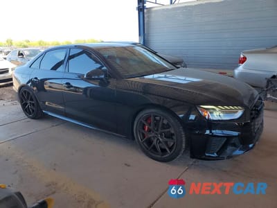Czwarte zdjęcie samochodu z boku: 2023 AUDI S4 PRESTIGE VIN:WAUC4AF48PA043102 - miniatura