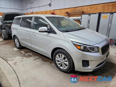 Czwarte zdjęcie samochodu z boku: 2017 KIA SEDONA LX VIN:KNDMB5C14H6242411 - miniatura