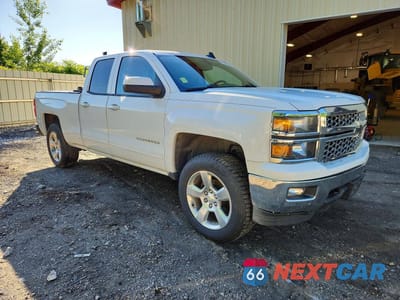 Czwarte zdjęcie samochodu z boku: 2015 CHEVROLET SILVERADO K1500 LT VIN:1GCVKRECXFZ357794 - miniatura