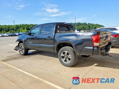 Drugie zdjęcie samochodu z przodu: 2017 TOYOTA TACOMA TRD SPORT VIN:5TFCZ5AN6HX119331 - miniatura