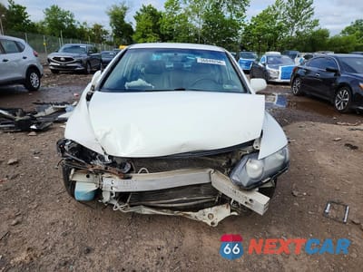 Piąte zdjęcie samochodu w środku: 2011 HONDA CIVIC LX VIN:2HGFA1F59BH527115 - miniatura