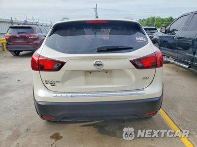 Zdjęcie 6 z 13 samochodu: 2018 NISSAN ROGUE SPORT SV VIN:JN1BJ1CPXJW190301 - miniatura