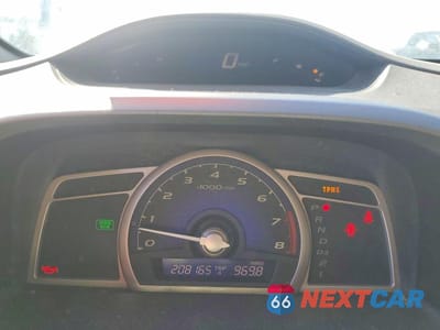 Zdjęcie 9 z 12 samochodu: 2008 HONDA CIVIC LX VIN:2HGFA16528H302012 - miniatura