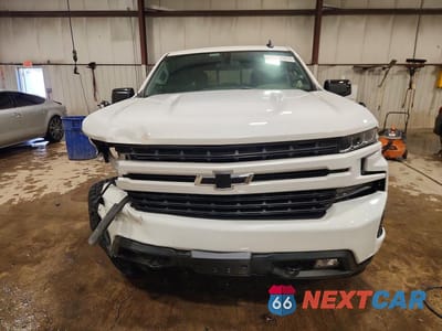 Piąte zdjęcie samochodu w środku: 2021 CHEVROLET SILVERADO K1500 RST VIN:1GCUYEED5MZ122227 - miniatura