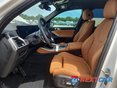 Zdjęcie 7 z 12 samochodu: 2025 BMW X5 XDRIVE40I VIN:5UX23EU04S9Y83010 - miniatura