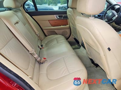 Zdjęcie 10 z 12 samochodu: 2010 JAGUAR XF LUXURY VIN:SAJWA0FA8AHR65894 - miniatura