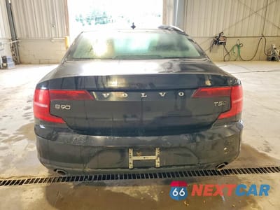 Zdjęcie 6 z 12 samochodu: 2018 VOLVO S90 T5 MOMENTUM VIN:LVY982MK4JP036184 - miniatura