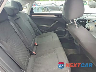 Zdjęcie 10 z 12 samochodu: 2015 VOLKSWAGEN PASSAT S VIN:1VWAT7A30FC052312 - miniatura