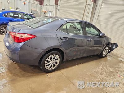 Trzecie zdjęcie samochodu z tyłu: 2018 TOYOTA COROLLA LE VIN:5YFBURHE5JP754939 - miniatura