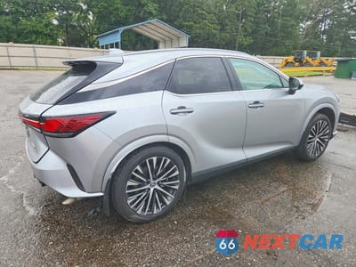 Trzecie zdjęcie samochodu z tyłu: 2024 LEXUS RX 350 PREMIUM+ VIN:2T2BAMBA7RC037063 - miniatura