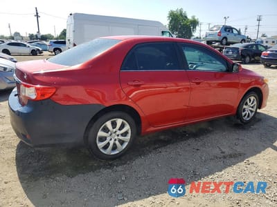 Trzecie zdjęcie samochodu z tyłu: 2013 TOYOTA COROLLA LE VIN:5YFBU4EE0DP180875 - miniatura