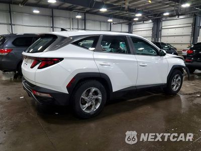 Trzecie zdjęcie samochodu z tyłu: 2022 HYUNDAI TUCSON SE VIN:5NMJA3AE9NH059861 - miniatura