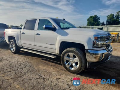 Czwarte zdjęcie samochodu z boku: 2018 CHEVROLET SILVERADO K1500 LTZ VIN:3GCUKSEC4JG399082 - miniatura