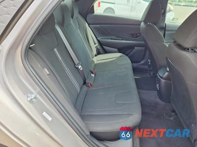 Zdjęcie 10 z 12 samochodu: 2025 HYUNDAI ELANTRA SEL SPORT VIN:KMHLM4DG4SU892616 - miniatura