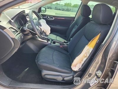 Zdjęcie 7 z 13 samochodu: 2019 NISSAN SENTRA SV VIN:3N1AB7AP5KY258142 - miniatura