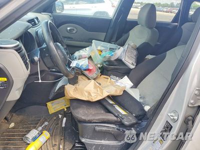 Zdjęcie 7 z 13 samochodu: 2015 KIA SOUL BASE VIN:KNDJN2A23F7776026 - miniatura