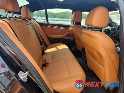 Zdjęcie 10 z 12 samochodu: 2021 BMW 540I VIN:WBA53BJ02MWW92592 - miniatura