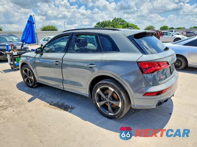 Drugie zdjęcie samochodu z przodu: 2019 AUDI SQ5 PREMIUM PLUS VIN:WA1B4AFY4K2101138 - miniatura