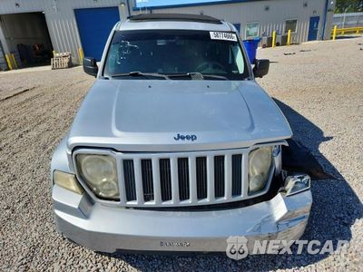 Piąte zdjęcie samochodu w środku: 2010 JEEP LIBERTY SPORT VIN:1J4PP2GK5AW112315 - miniatura