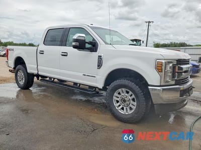 Czwarte zdjęcie samochodu z boku: 2019 FORD F250 SUPER DUTY VIN:1FT7W2BT6KEE65517 - miniatura