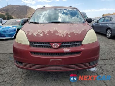 Piąte zdjęcie samochodu w środku: 2004 TOYOTA SIENNA LE 8 PASSENGER VIN:5TDZA23C94S079581 - miniatura