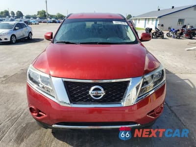 Piąte zdjęcie samochodu w środku: 2015 NISSAN PATHFINDER S VIN:5N1AR2MM6FC628182 - miniatura