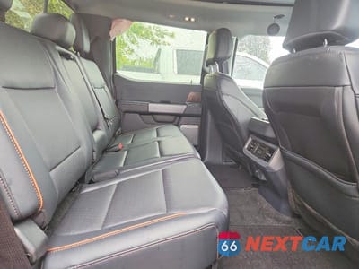 Zdjęcie 10 z 12 samochodu: 2026 FORD F350 SUPER DUTY VIN:1FT8W3DT9TED83161 - miniatura