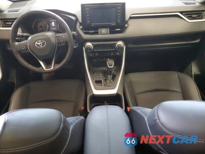 Zdjęcie 8 z 13 samochodu: 2022 TOYOTA RAV4 XLE PREMIUM VIN:2T3A1RFV0NC311702 - miniatura