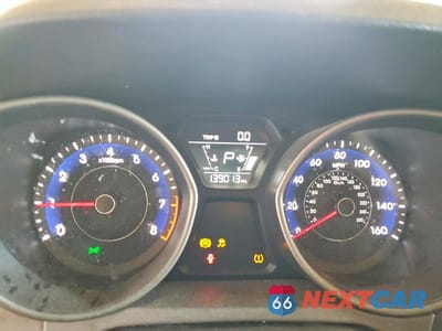 Zdjęcie 9 z 12 samochodu: 2015 HYUNDAI ELANTRA SE VIN:5NPDH4AEXFH570109 - miniatura