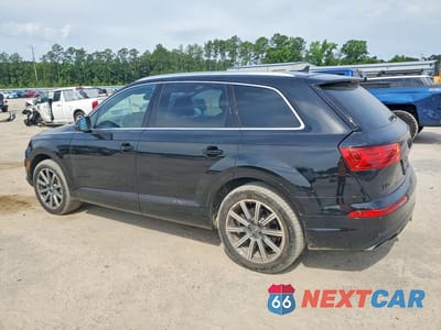Drugie zdjęcie samochodu z przodu: 2017 AUDI Q7 PREMIUM VIN:WA1AAAF72HD057553 - miniatura