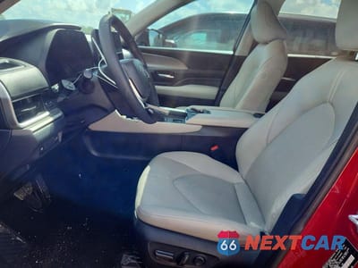 Zdjęcie 7 z 13 samochodu: 2024 TOYOTA GRAND HIGHLANDER XLE VIN:5TDAAAA52RS010850 - miniatura