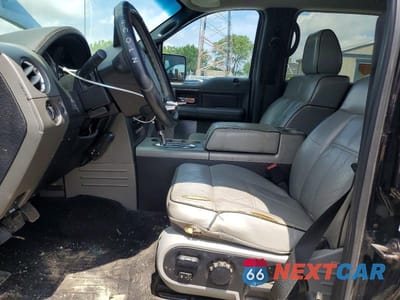 Zdjęcie 7 z 12 samochodu: 2006 LINCOLN MARK LT VIN:5LTPW18506FJ15946 - miniatura