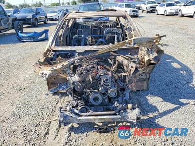Piąte zdjęcie samochodu w środku: 2019 BMW 330I VIN:WBA5R1C53KAK09851 - miniatura