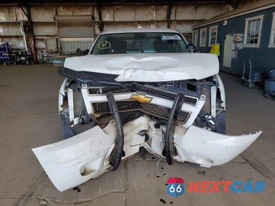 Piąte zdjęcie samochodu w środku: 2012 CHEVROLET TAHOE POLICE VIN:1GNLC2E02CR300011 - miniatura