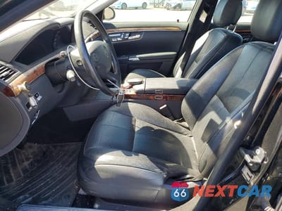 Zdjęcie 7 z 13 samochodu: 2007 MERCEDES-BENZ S 550 VIN:WDDNG71X07A118484 - miniatura