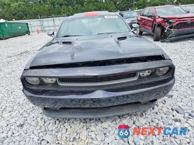 Piąte zdjęcie samochodu w środku: 2012 DODGE CHALLENGER SXT VIN:2C3CDYAG1CH294041 - miniatura