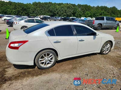 Trzecie zdjęcie samochodu z tyłu: 2009 NISSAN MAXIMA 3.5 S VIN:1N4AA51E29C841215 - miniatura