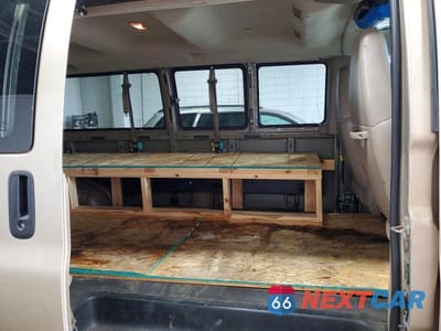Zdjęcie 11 z 13 samochodu: 2008 CHEVROLET EXPRESS G3500 VIN:1GAHG39K581109119 - miniatura