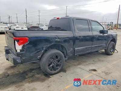 Trzecie zdjęcie samochodu z tyłu: 2023 FORD F150 VIN:1FT6W1EV6PWG35220 - miniatura